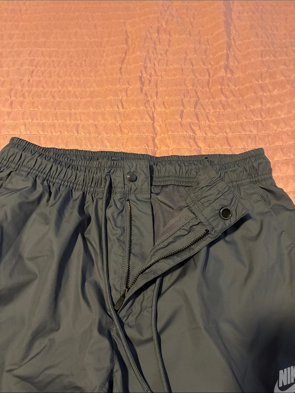 Nike Men's Dark Gray Jogger with White Swoosh - Picture 3 of 5